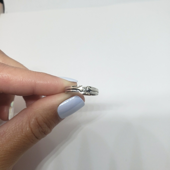 White Gold Band - Picture 2 of 6